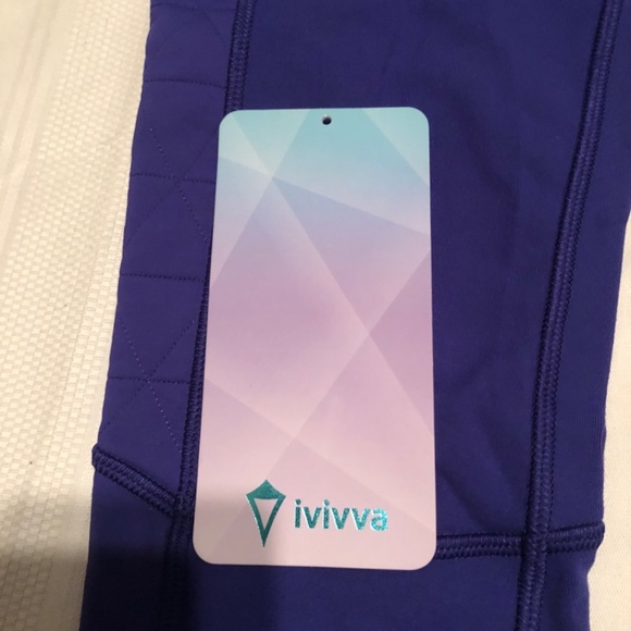 Ivivva. BY lulu lemon size 14 North Star purple pants. Pockets, hidden pocket. - Picture 3 of 12